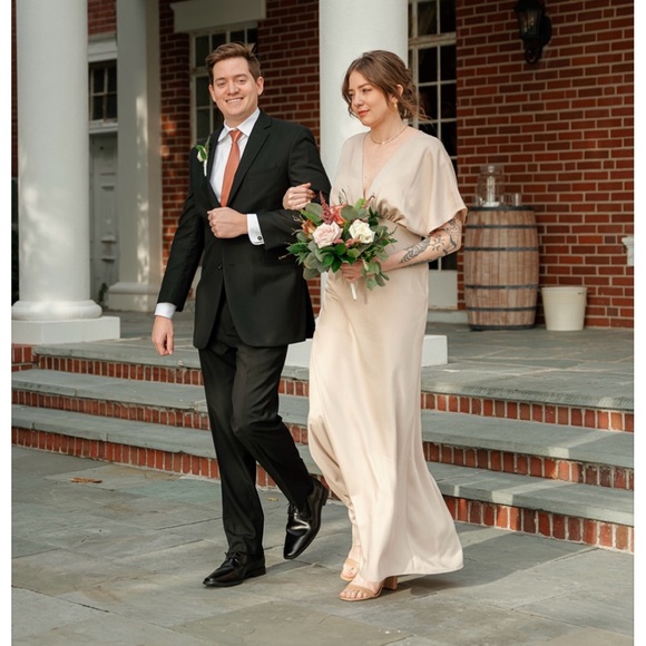 Anthropologie BHLDN Cream Flutter Sleeve Gown - Picture 4 of 11